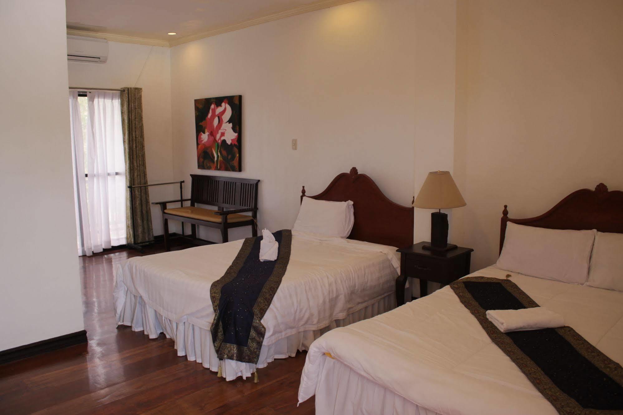 Sipalay Jamont Hotel Εξωτερικό φωτογραφία